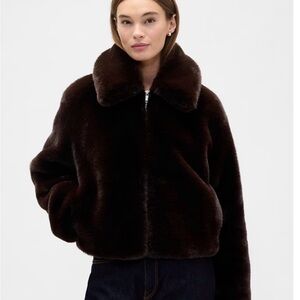 Gap 100% Recycled Relaxed Faux Fur Jacket